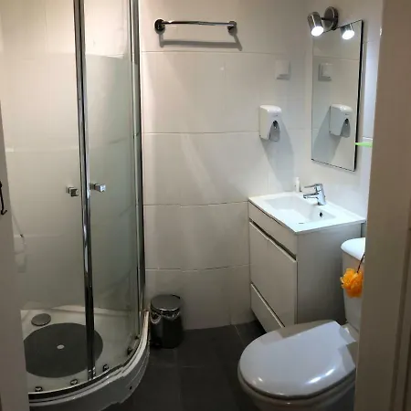99 Flowers Flat Guest house Lisbon
